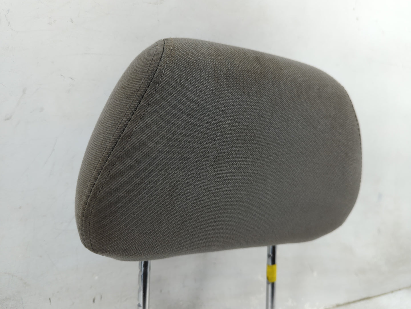 2008 Chevrolet Malibu Headrest Head Rest Front Driver Passenger Seat Fits OEM Used Auto Parts - Oemusedautoparts1.com