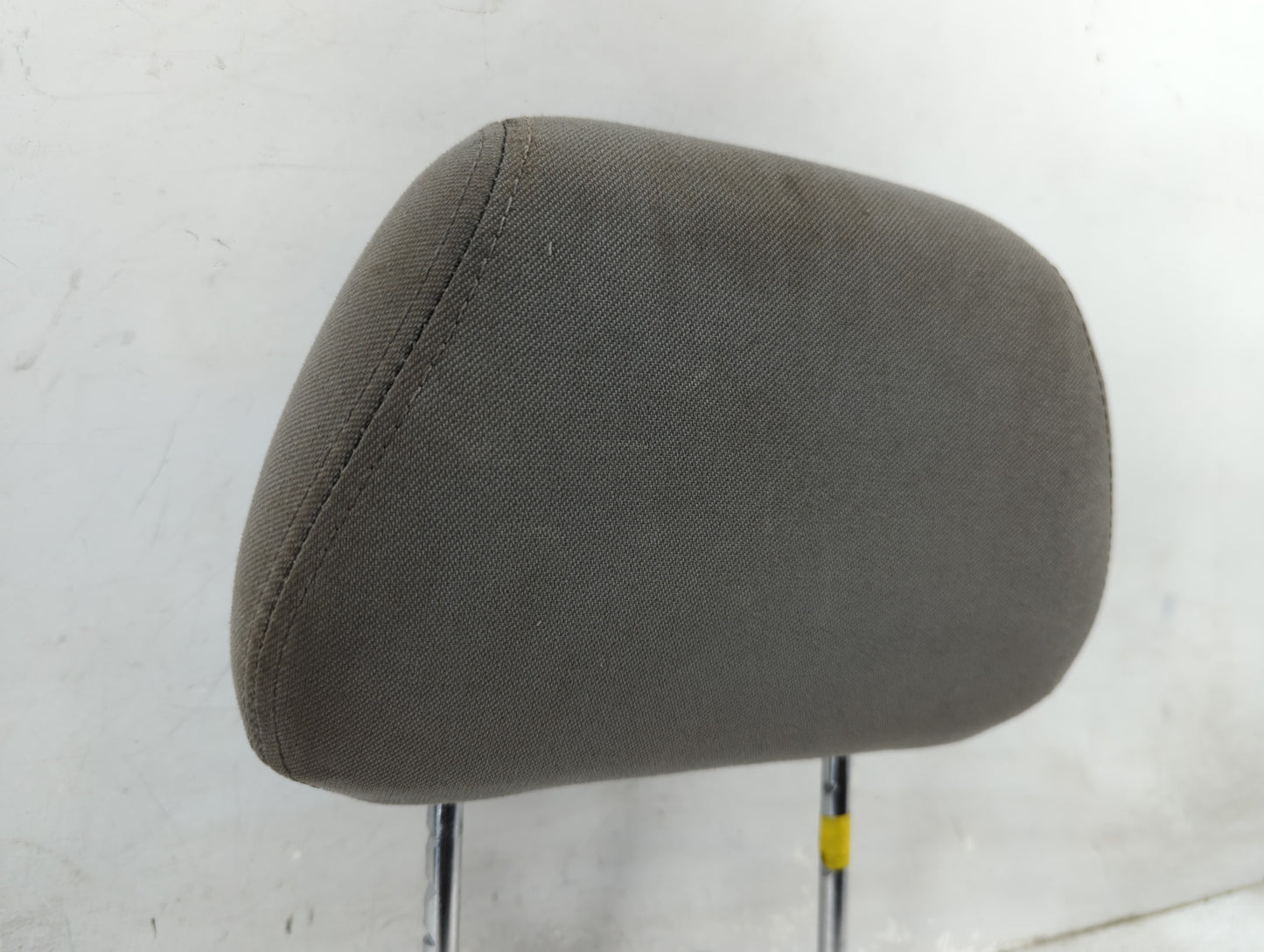 2008 Chevrolet Malibu Headrest Head Rest Front Driver Passenger Seat Fits OEM Used Auto Parts - Oemusedautoparts1.com