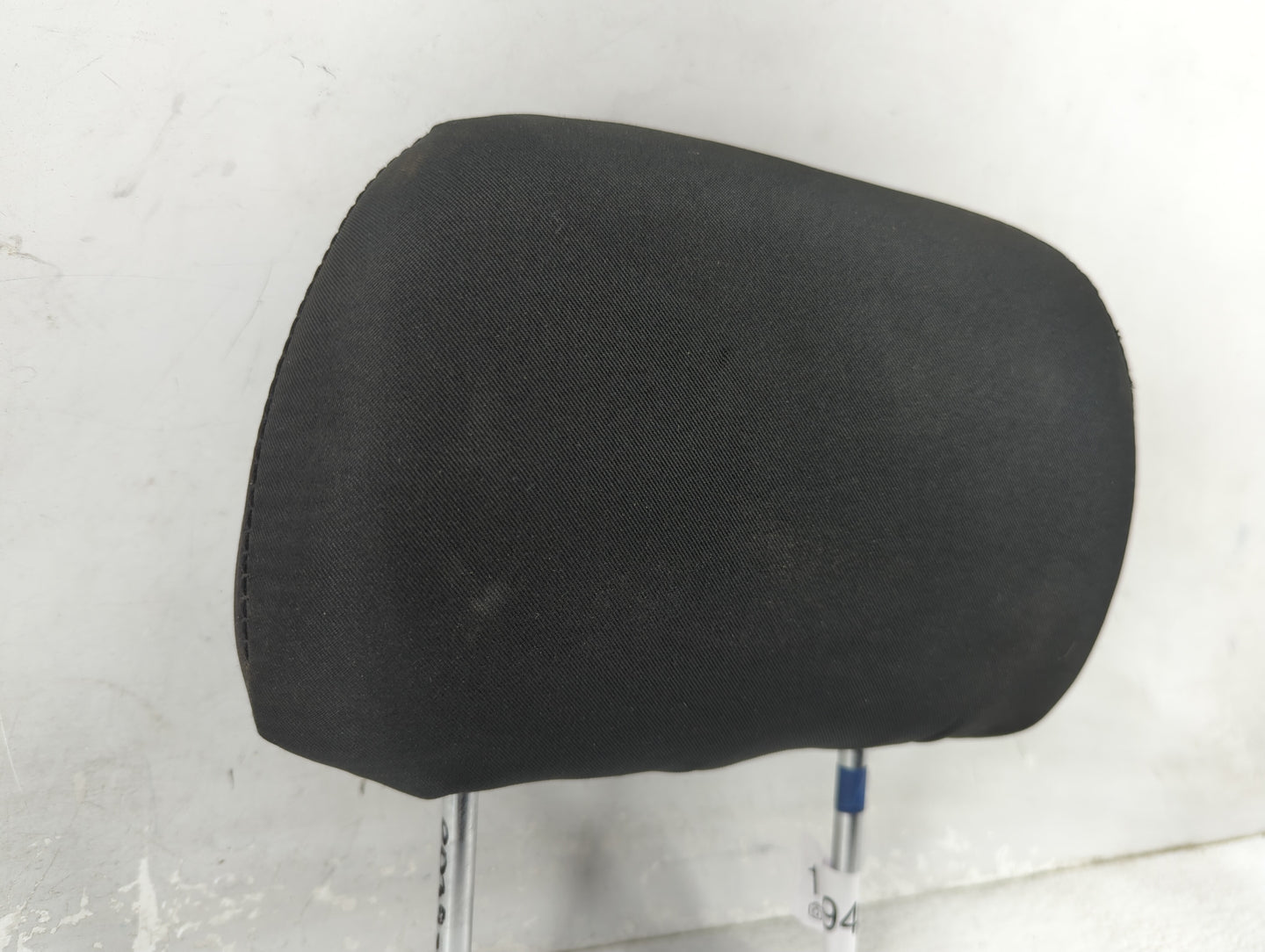 2008-2009 Chevrolet Malibu Headrest Head Rest Front Driver Seat Black - Oemusedautoparts1.com