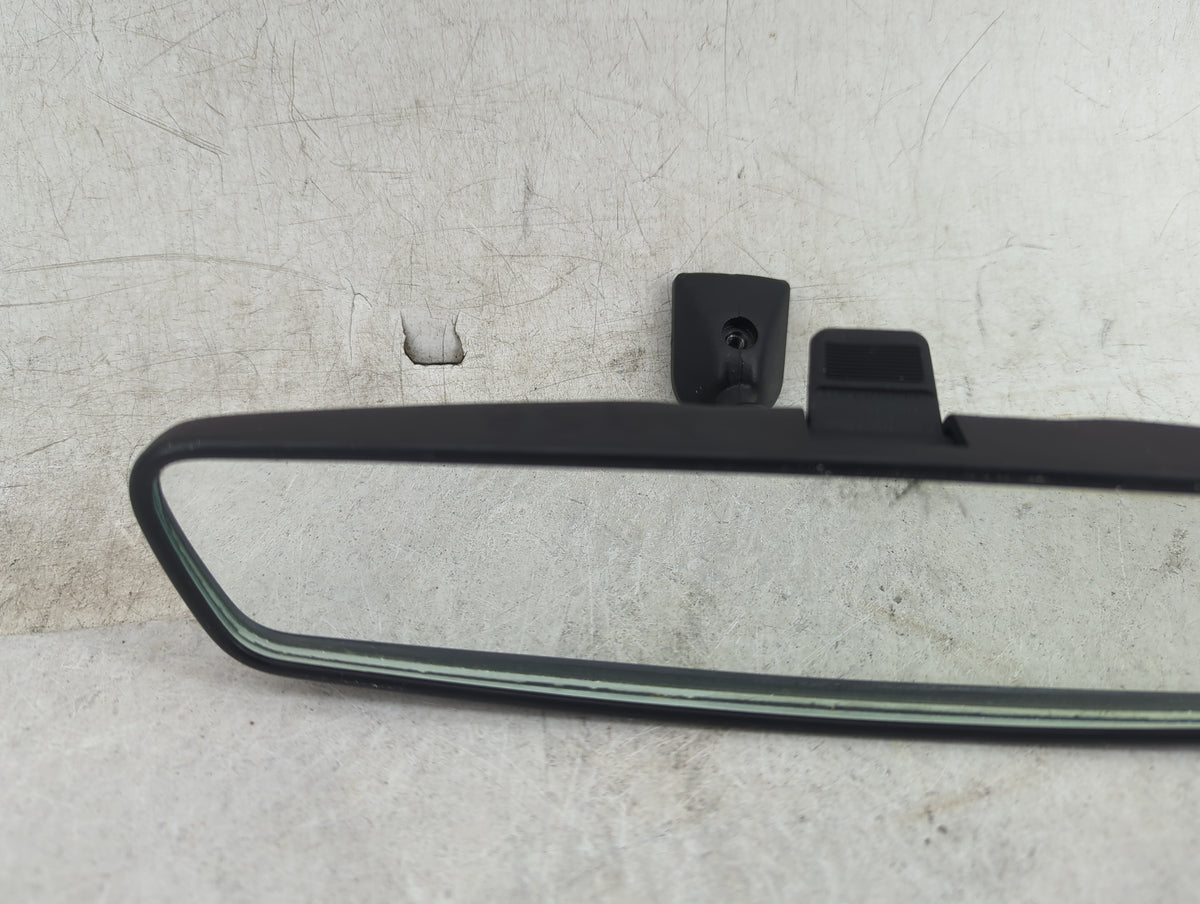 1997-2012 Chevrolet Malibu Interior Rear View Mirror Replacement OEM P/N:E8011083 Fits OEM Used Auto Parts - Oemusedautopart
