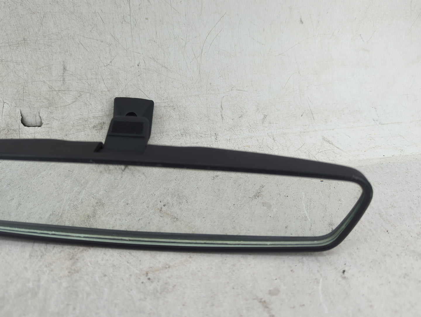 2008 Chevrolet Malibu Interior Rear View Mirror Replacement OEM P/N:011083 Fits OEM Used Auto Parts - Oemusedautoparts1.com