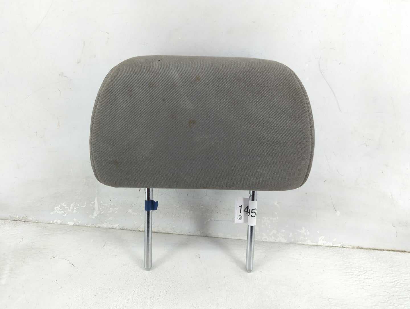 2008-2008 Chevrolet Malibu Headrest Head Rest Front Driver Seat Grey - Oemusedautoparts1.com