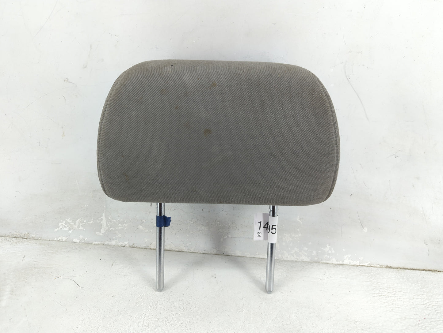 2008-2008 Chevrolet Malibu Headrest Head Rest Front Driver Seat Grey - Oemusedautoparts1.com