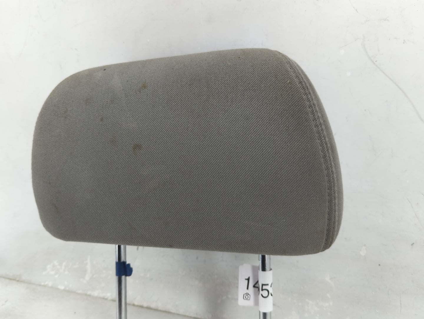 2008-2008 Chevrolet Malibu Headrest Head Rest Front Driver Seat Grey - Oemusedautoparts1.com