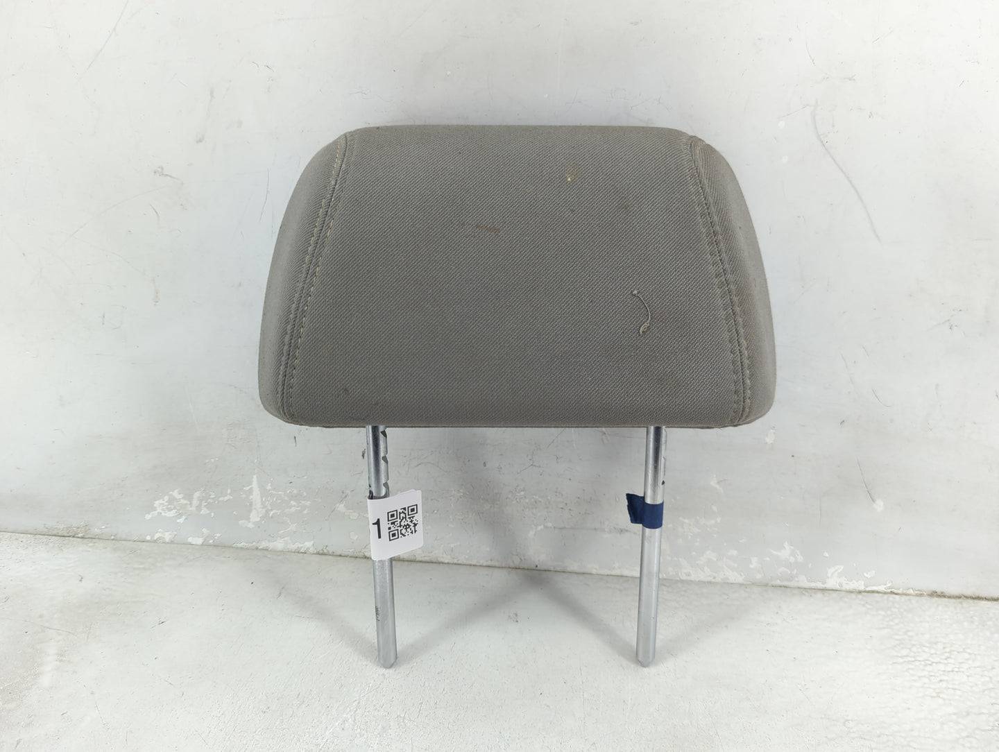 2008-2008 Chevrolet Malibu Headrest Head Rest Front Driver Seat Grey - Oemusedautoparts1.com