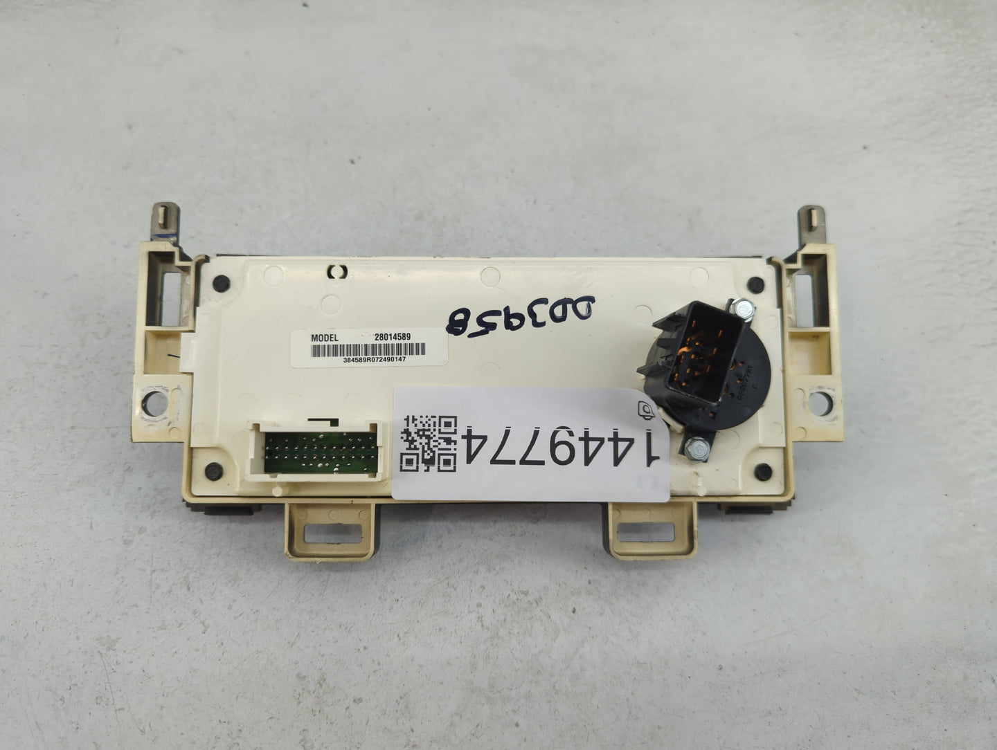 2008-2012 Chevrolet Malibu Climate Control Module Temperature AC/Heater Replacement P/N:28014589 Fits OEM Used Auto Parts - 