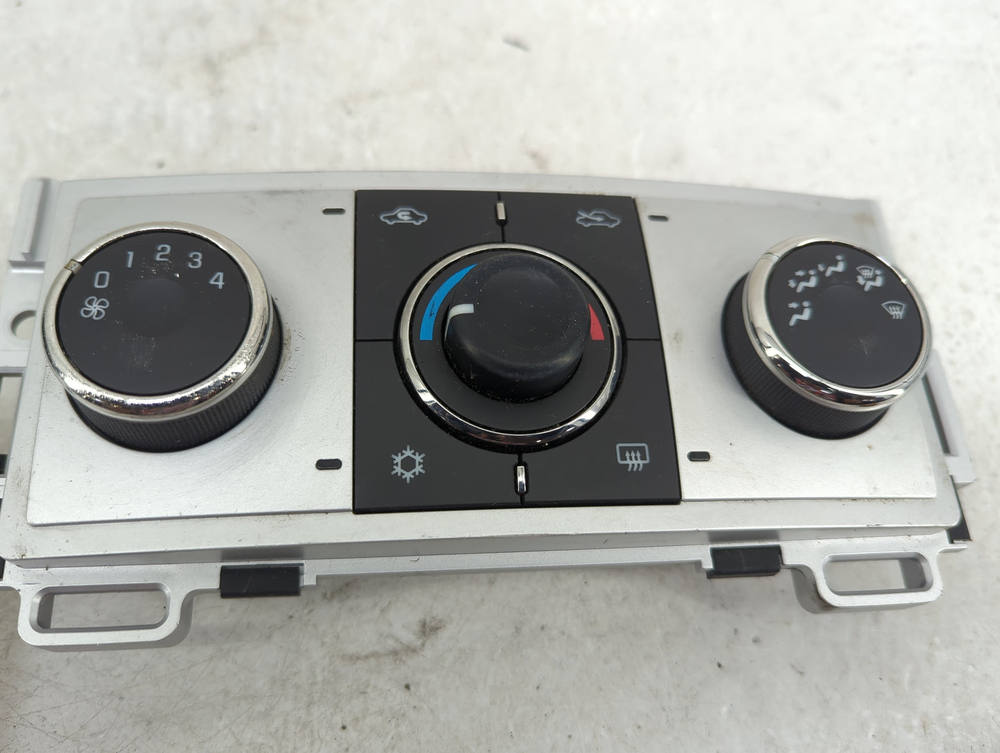 2008-2012 Chevrolet Malibu Climate Control Module Temperature AC/Heater Replacement P/N:28116119 Fits OEM Used Auto Parts - 