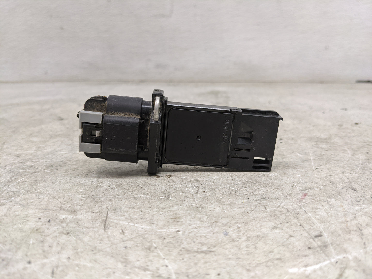 2008-2014 Chevrolet Malibu Mass Air Flow Meter Maf 1485560 - Oemusedautoparts1.com