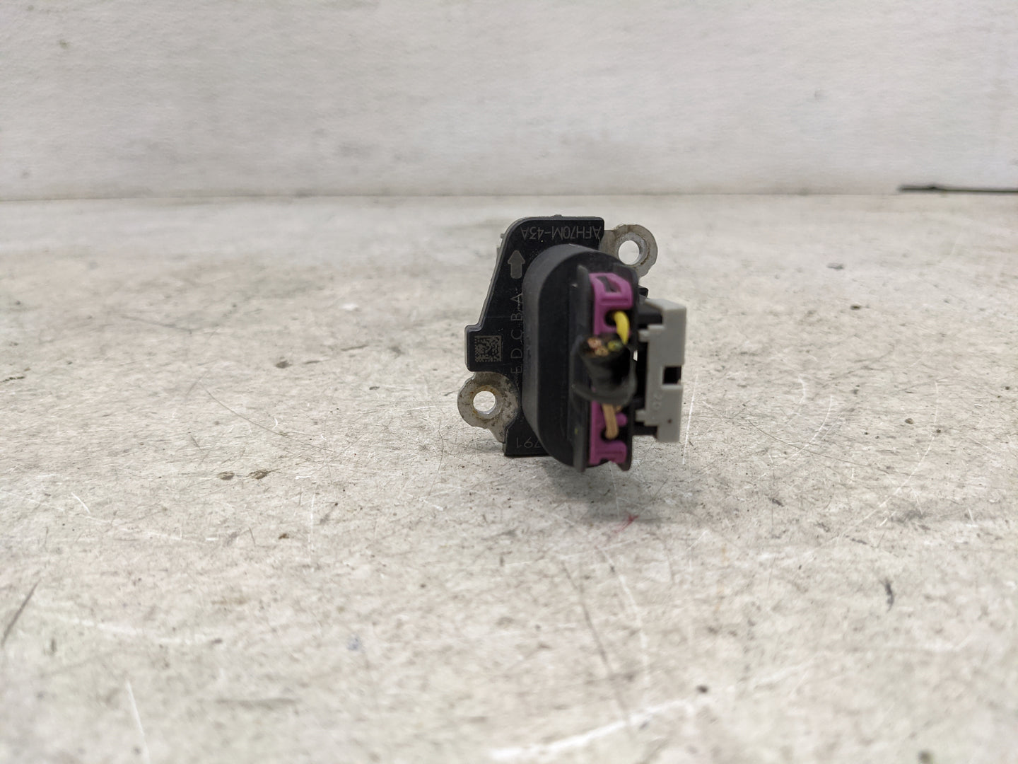 2008-2014 Chevrolet Malibu Mass Air Flow Meter Maf 1489710 - Oemusedautoparts1.com