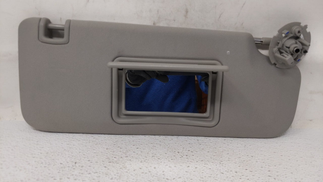 2004-2012 Chevrolet Malibu Sun Visor Shade Replacement Passenger Right Mirror Fits Fits 2004 2005 2008 2009 2010 2011 2012 O