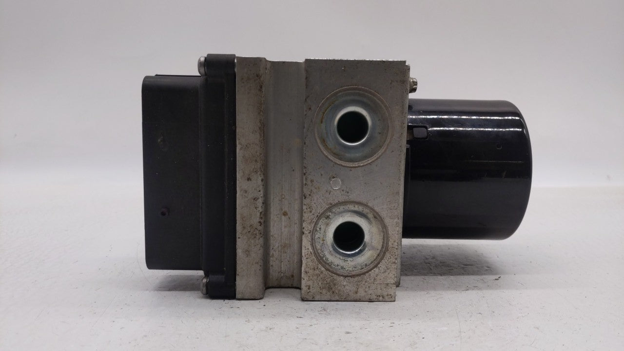 2008-2009 Chevrolet Malibu ABS Pump Control Module Replacement P/N:20812604 25928254, 25952591, 25949990 Fits Fits 2008 2009