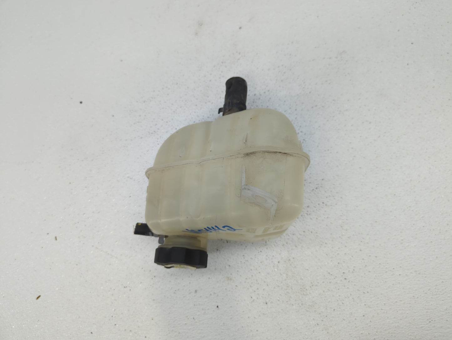 2007 Chevrolet Malibu Radiator Coolant Overflow Expansion Tank Bottle 384589 - Oemusedautoparts1.com