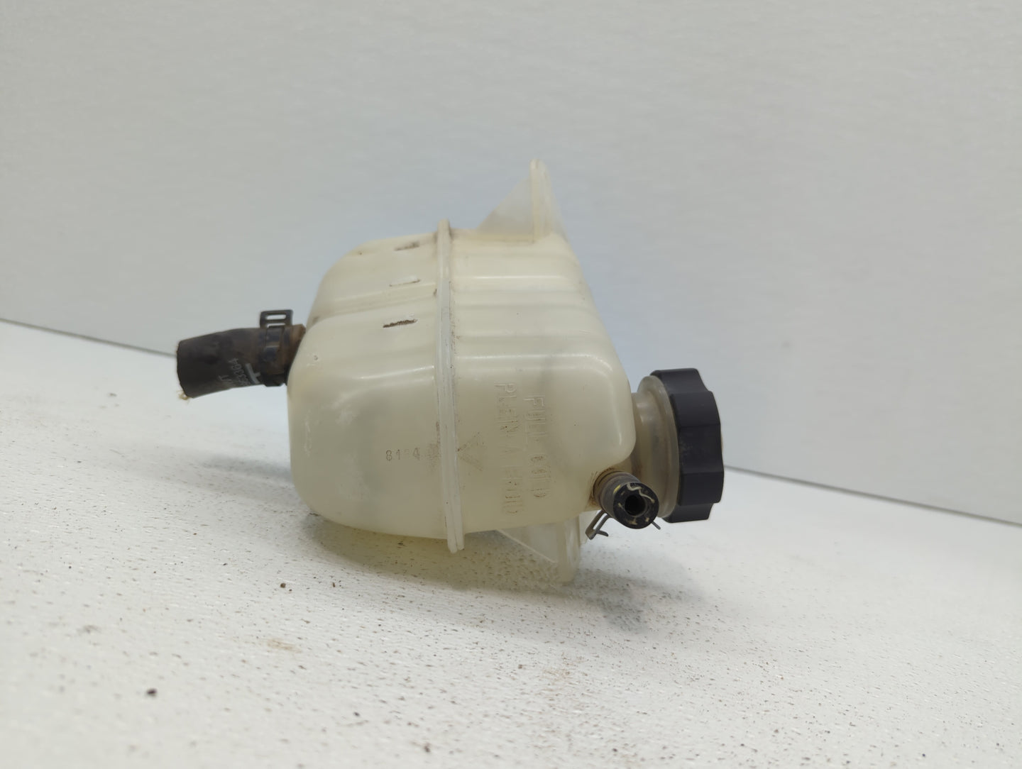 2007 Chevrolet Malibu Radiator Coolant Overflow Expansion Tank Bottle 384589 - Oemusedautoparts1.com