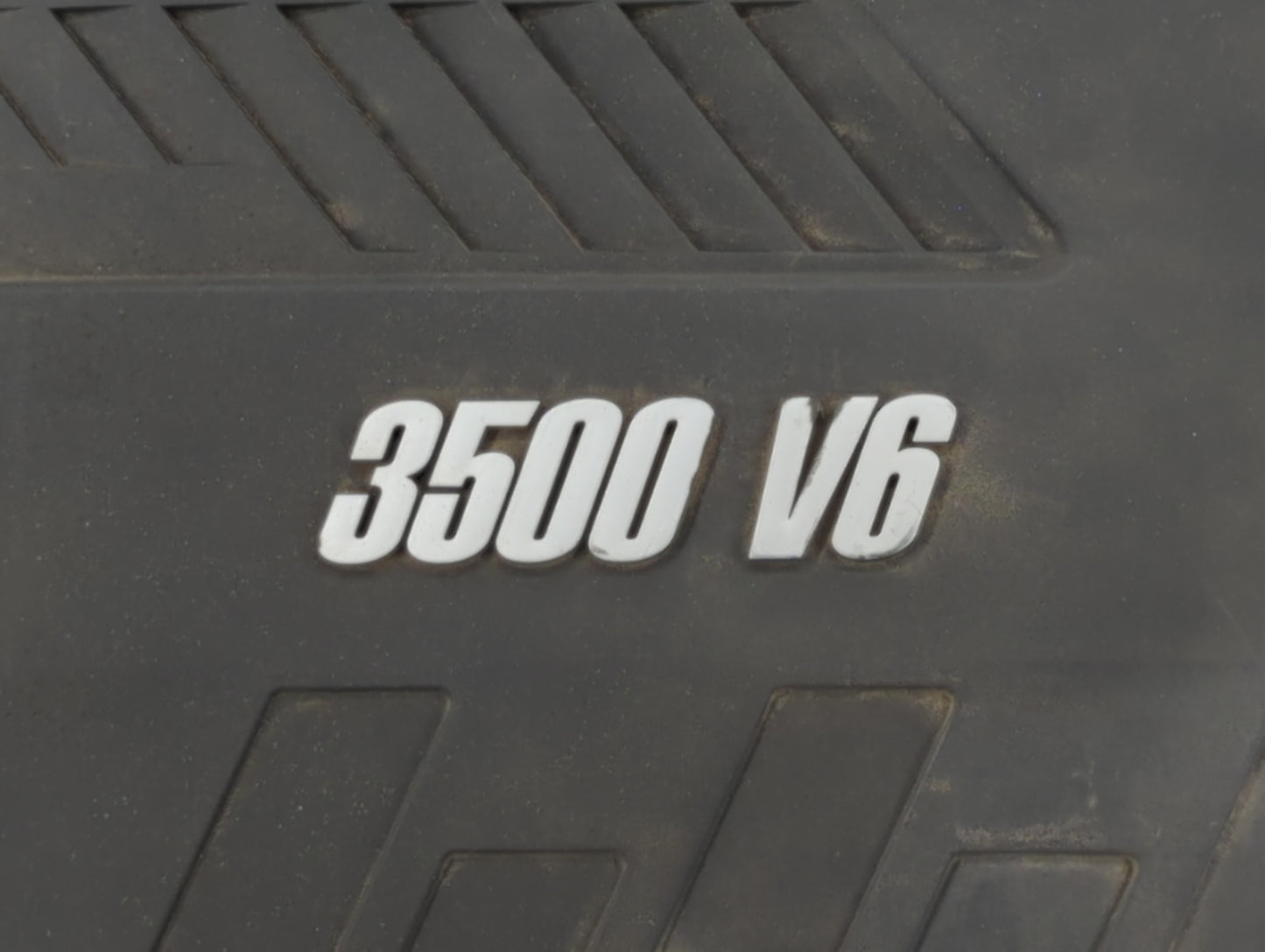 2008 Chevrolet Malibu Engine Cover - Oemusedautoparts1.com