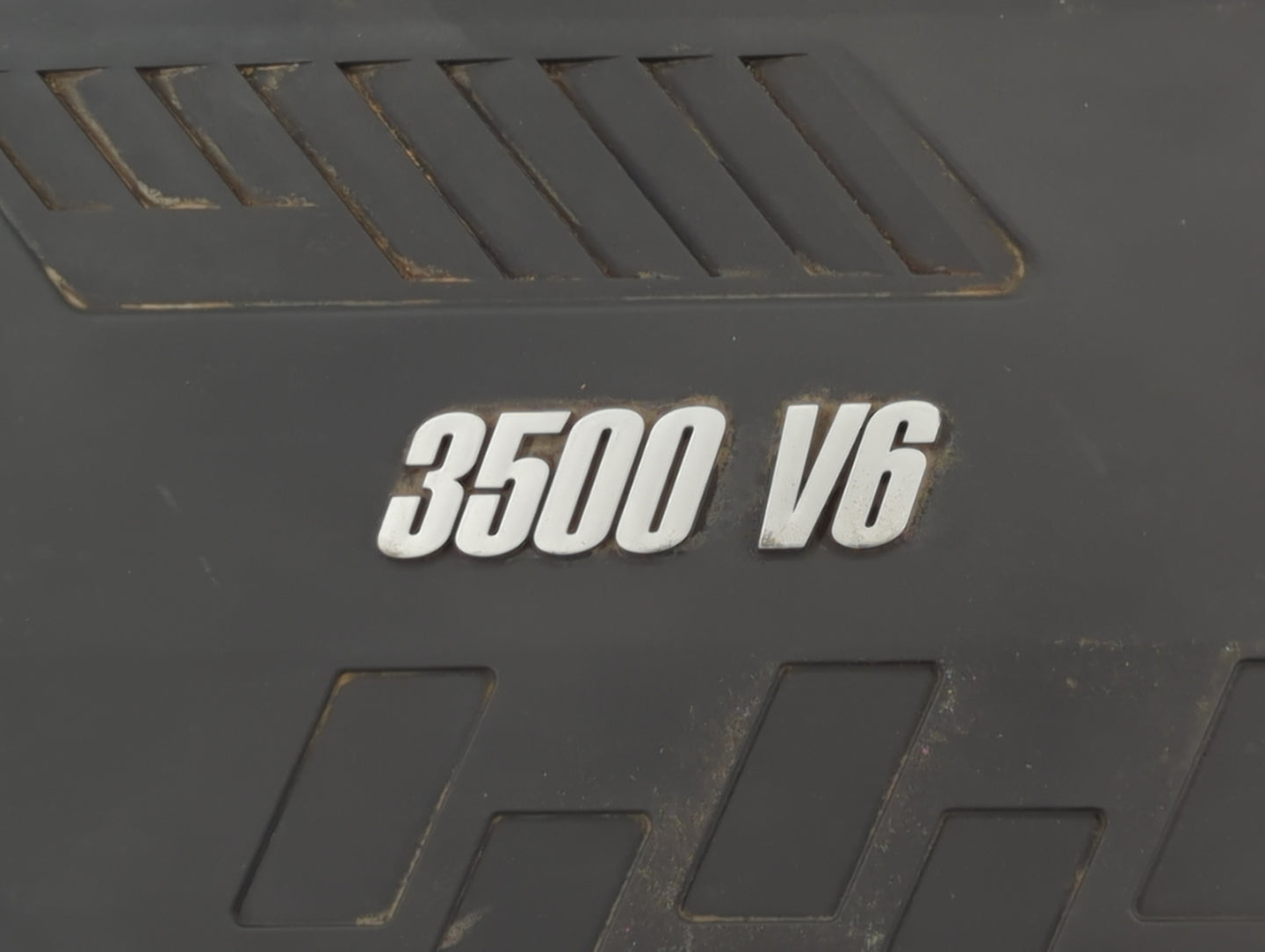 2008 Chevrolet Malibu Engine Cover - Oemusedautoparts1.com
