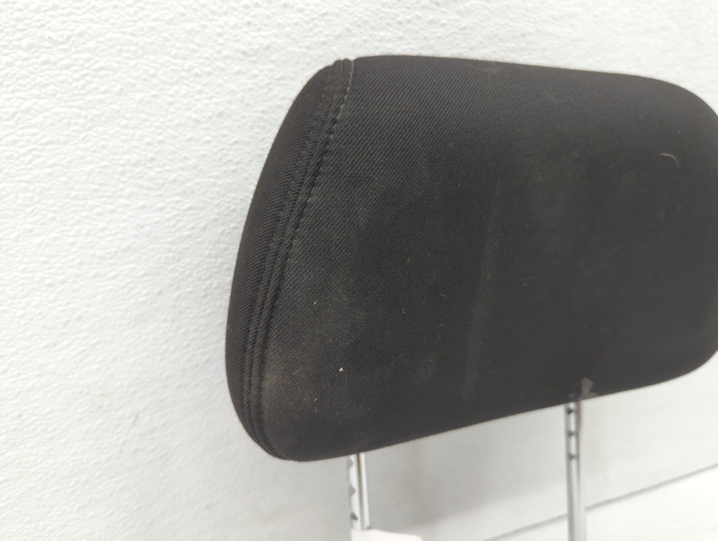 2008-2008 Chevrolet Malibu Headrest Head Rest Front Driver Passenger Seat - Oemusedautoparts1.com