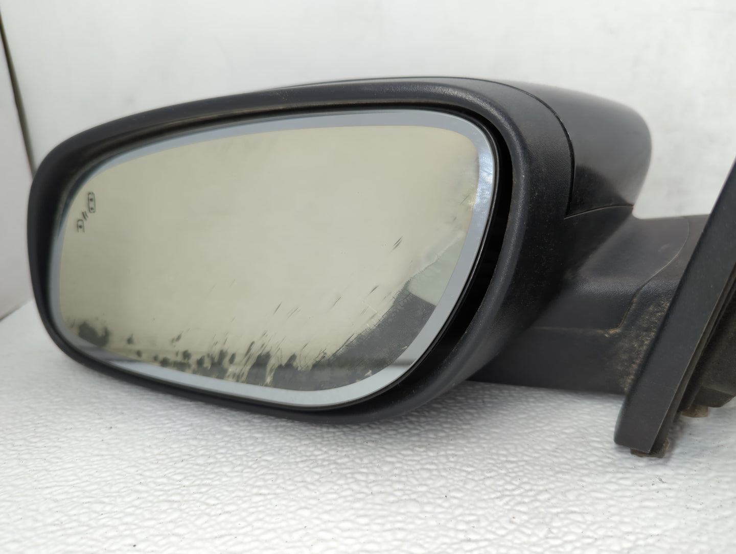 2008-2012 Chevrolet Malibu Driver Side View Mirror - Left Door Mirror OEM Used - Oemusedautoparts1.com