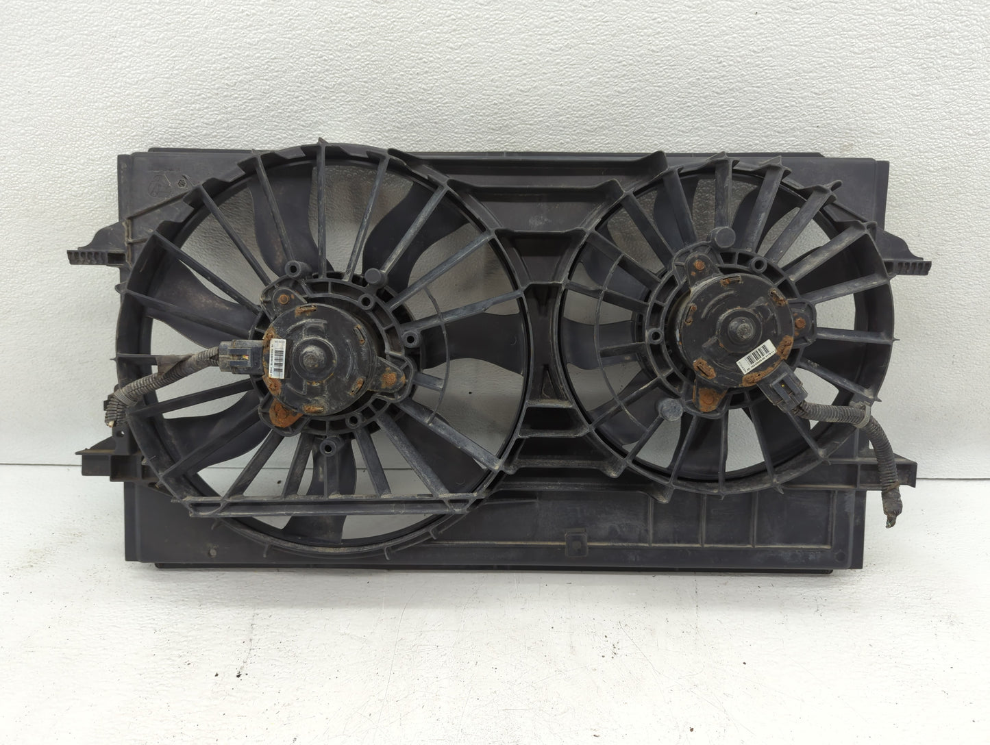 2004-2012 Chevrolet Malibu Left Radiator Fan Motor Assembly - Oemusedautoparts1.com