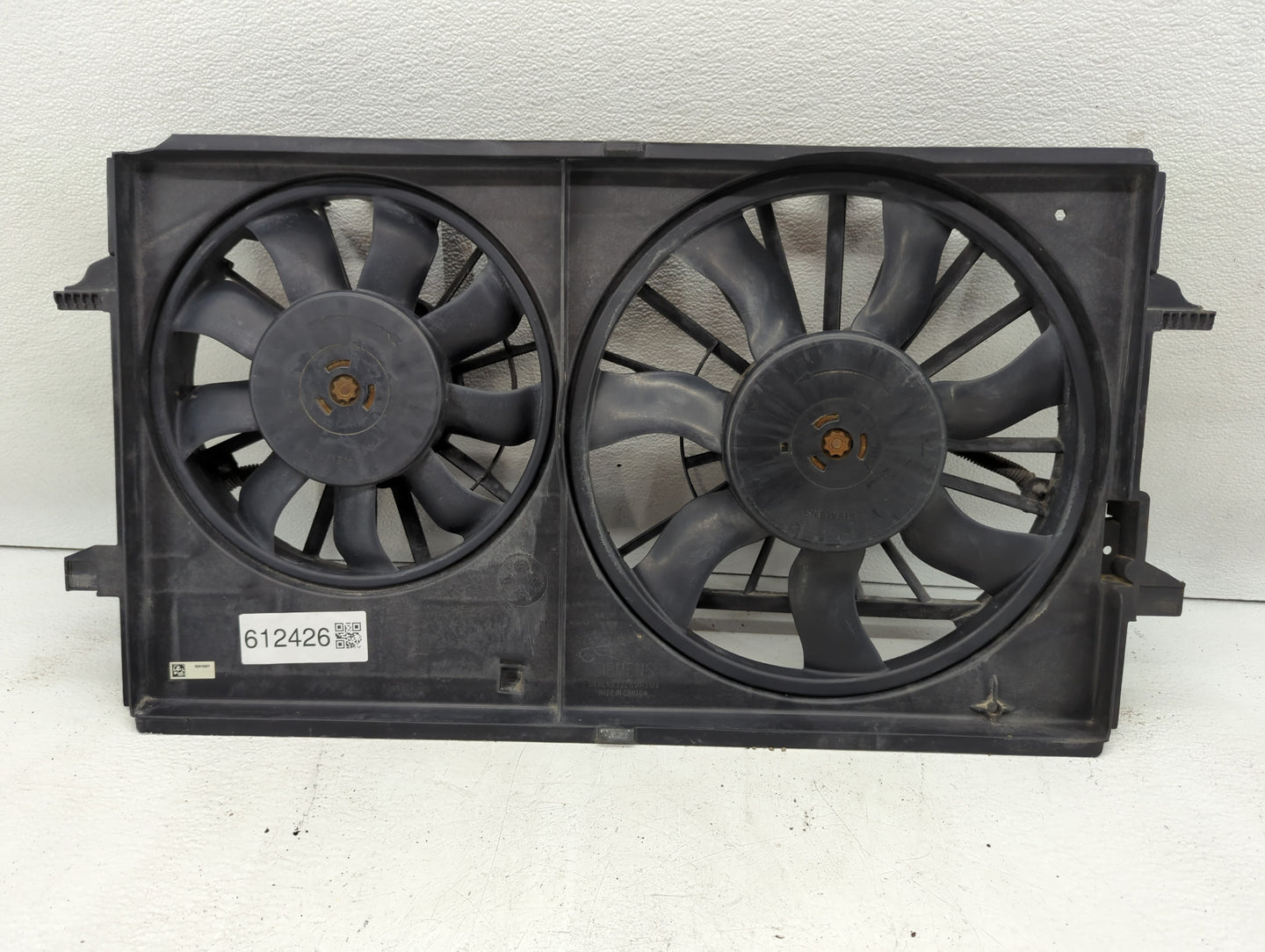 2004-2012 Chevrolet Malibu Left Radiator Fan Motor Assembly - Oemusedautoparts1.com