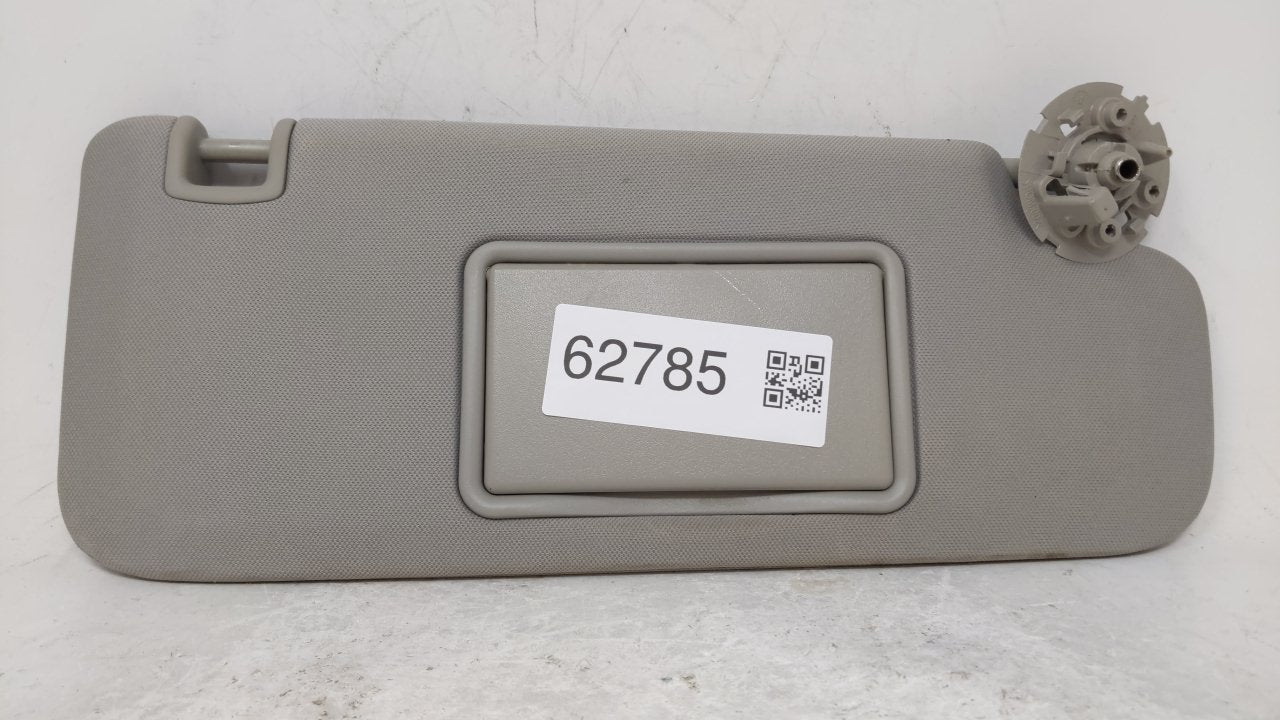 2008 Chevrolet Malibu Sun Visor Shade Replacement Passenger Right Mirror Fits OEM Used Auto Parts - Oemusedautoparts1.com