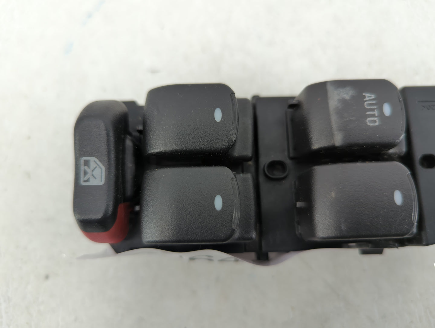 2008-2009 Chevrolet Malibu Master Power Window Switch Replacement Driver Side Left P/N:15902664 Fits Fits 2008 2009 OEM Used