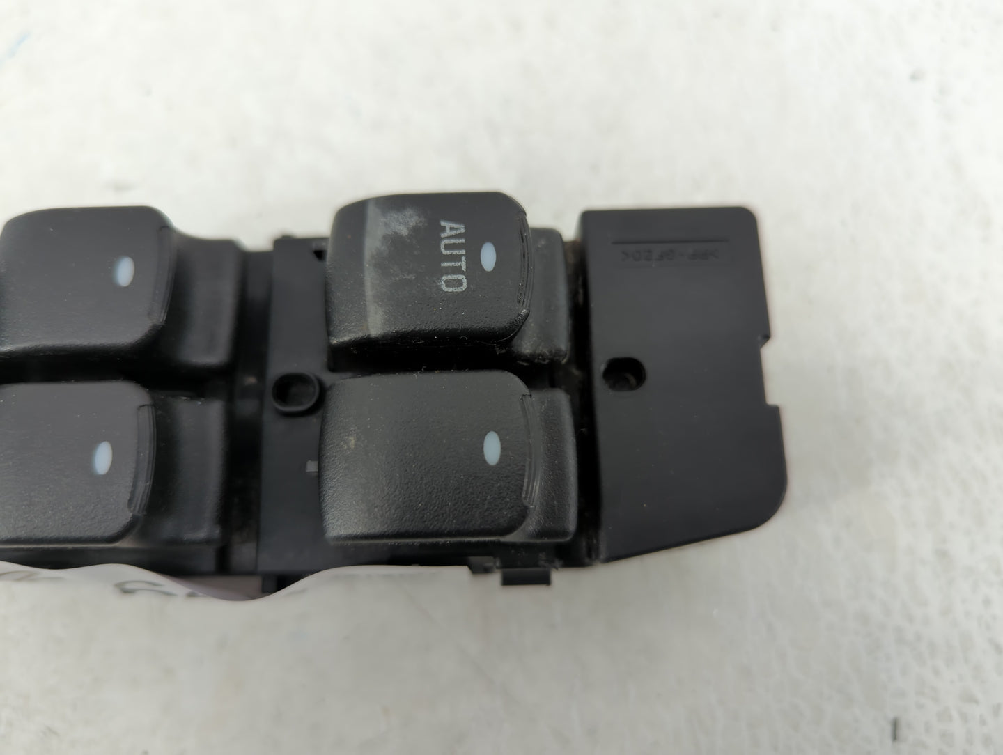 2008-2009 Chevrolet Malibu Master Power Window Switch Replacement Driver Side Left P/N:15902664 Fits Fits 2008 2009 OEM Used