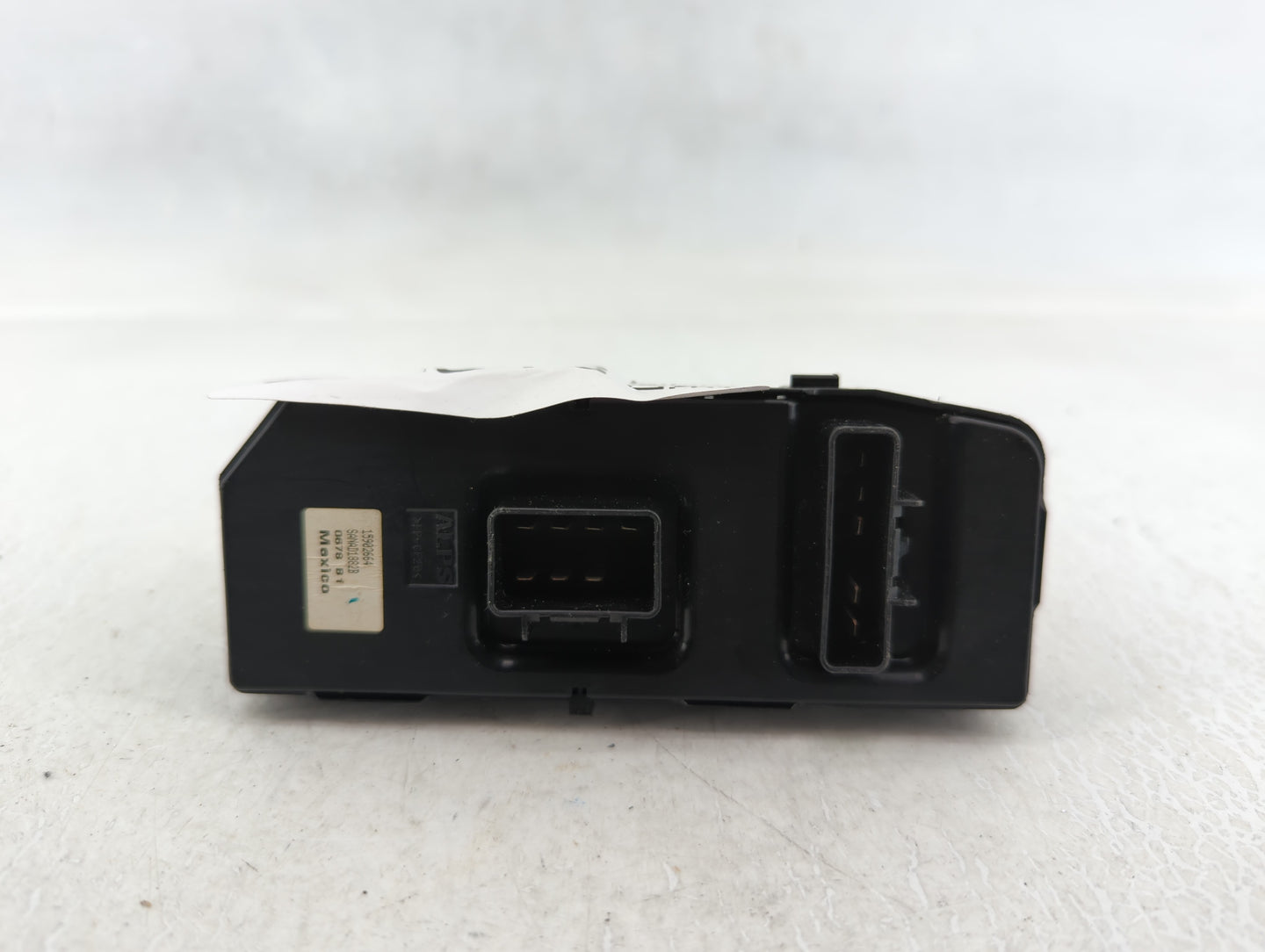 2008-2009 Chevrolet Malibu Master Power Window Switch Replacement Driver Side Left P/N:15902664 Fits Fits 2008 2009 OEM Used