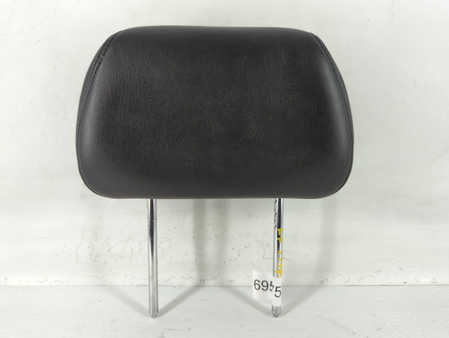 2008 Chevrolet Malibu Headrest Head Rest Front Driver Passenger Seat Fits OEM Used Auto Parts - Oemusedautoparts1.com