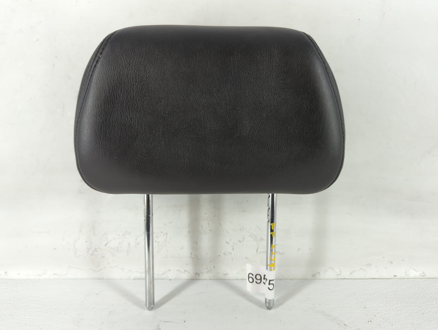 2008 Chevrolet Malibu Headrest Head Rest Front Driver Passenger Seat Fits OEM Used Auto Parts - Oemusedautoparts1.com