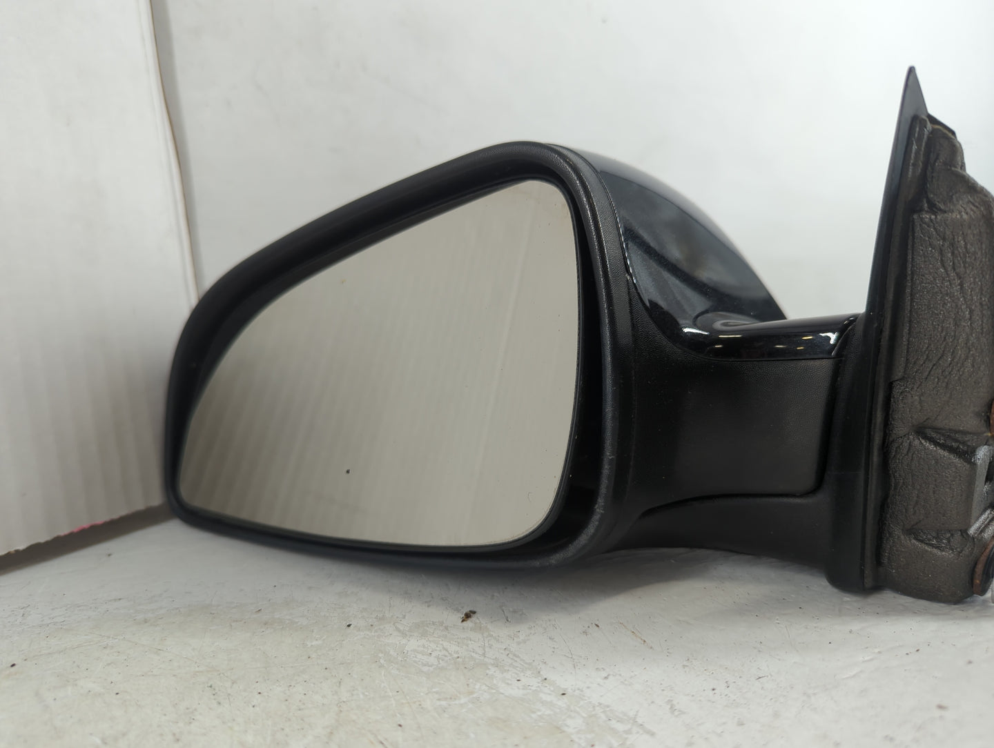 2008-2012 Chevrolet Malibu Driver Side View Mirror - Left Door Mirror OEM Used - Oemusedautoparts1.com