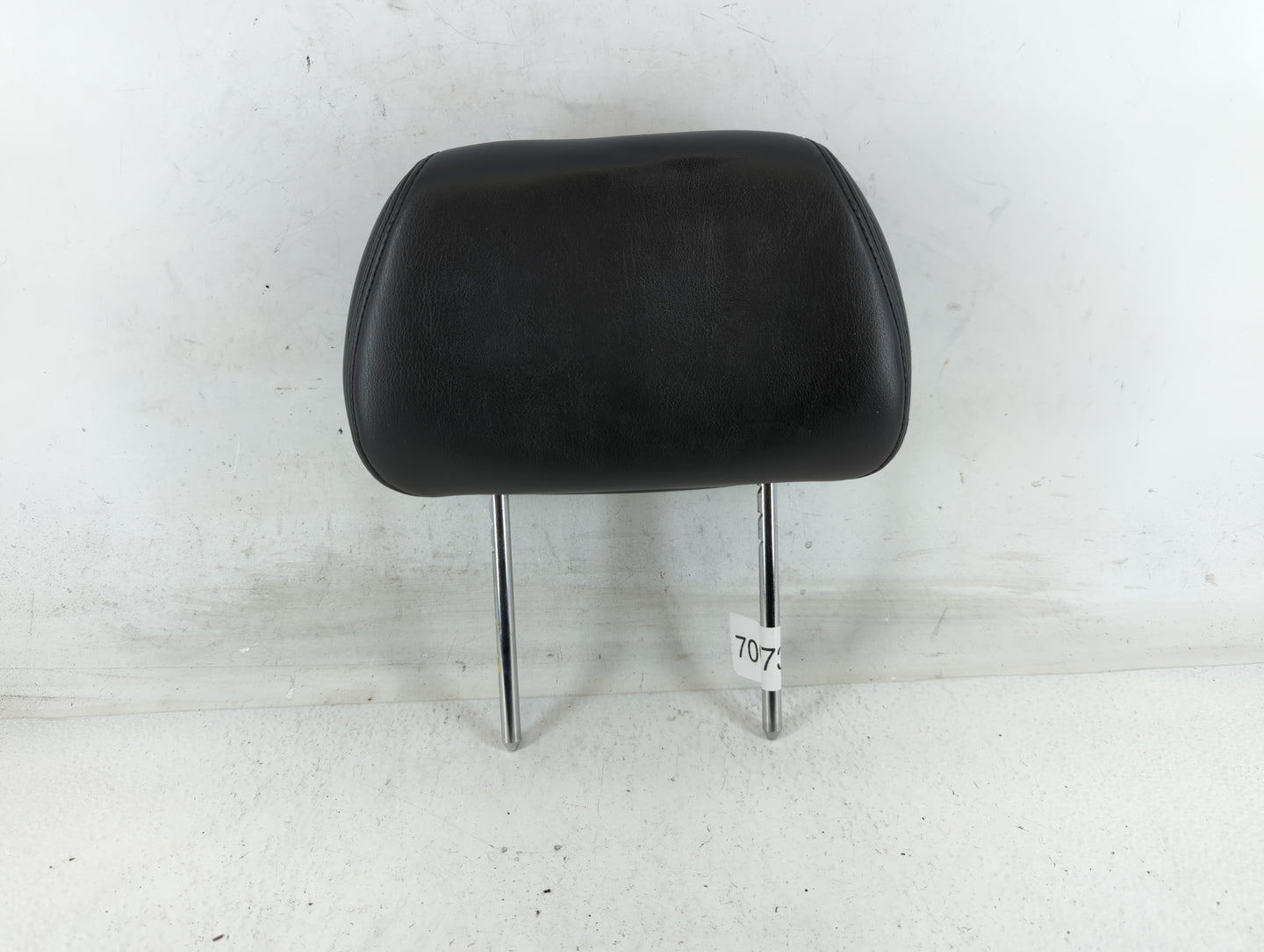 2008-2009 Chevrolet Malibu Headrest Head Rest Front Driver Passenger Seat - Oemusedautoparts1.com