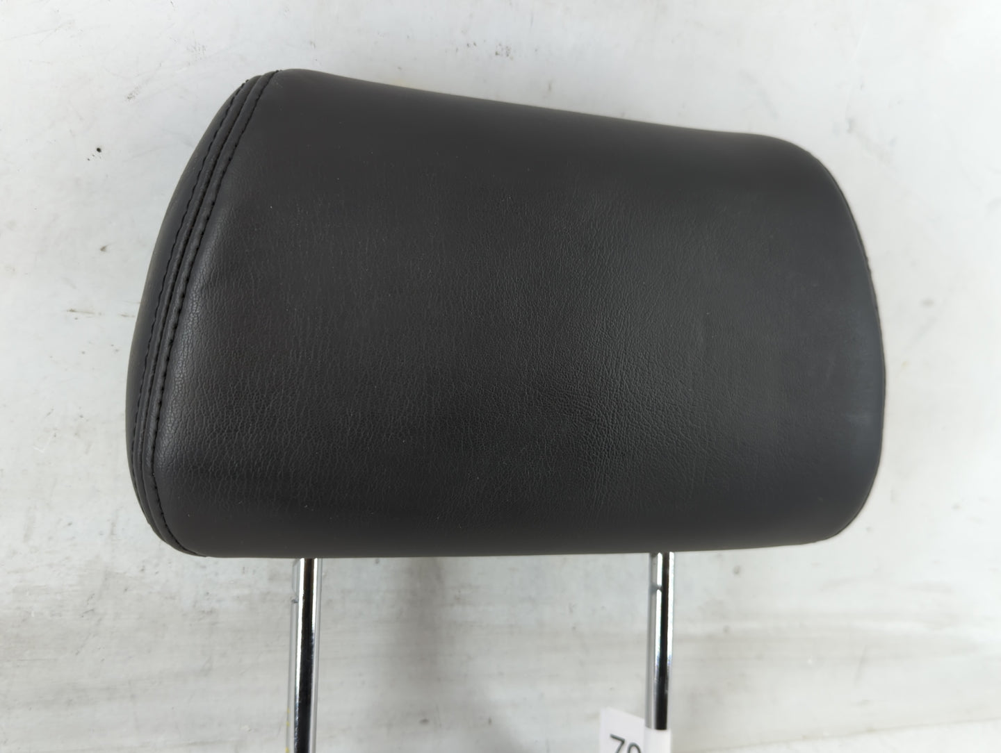 2008-2009 Chevrolet Malibu Headrest Head Rest Rear Seat Black - Oemusedautoparts1.com