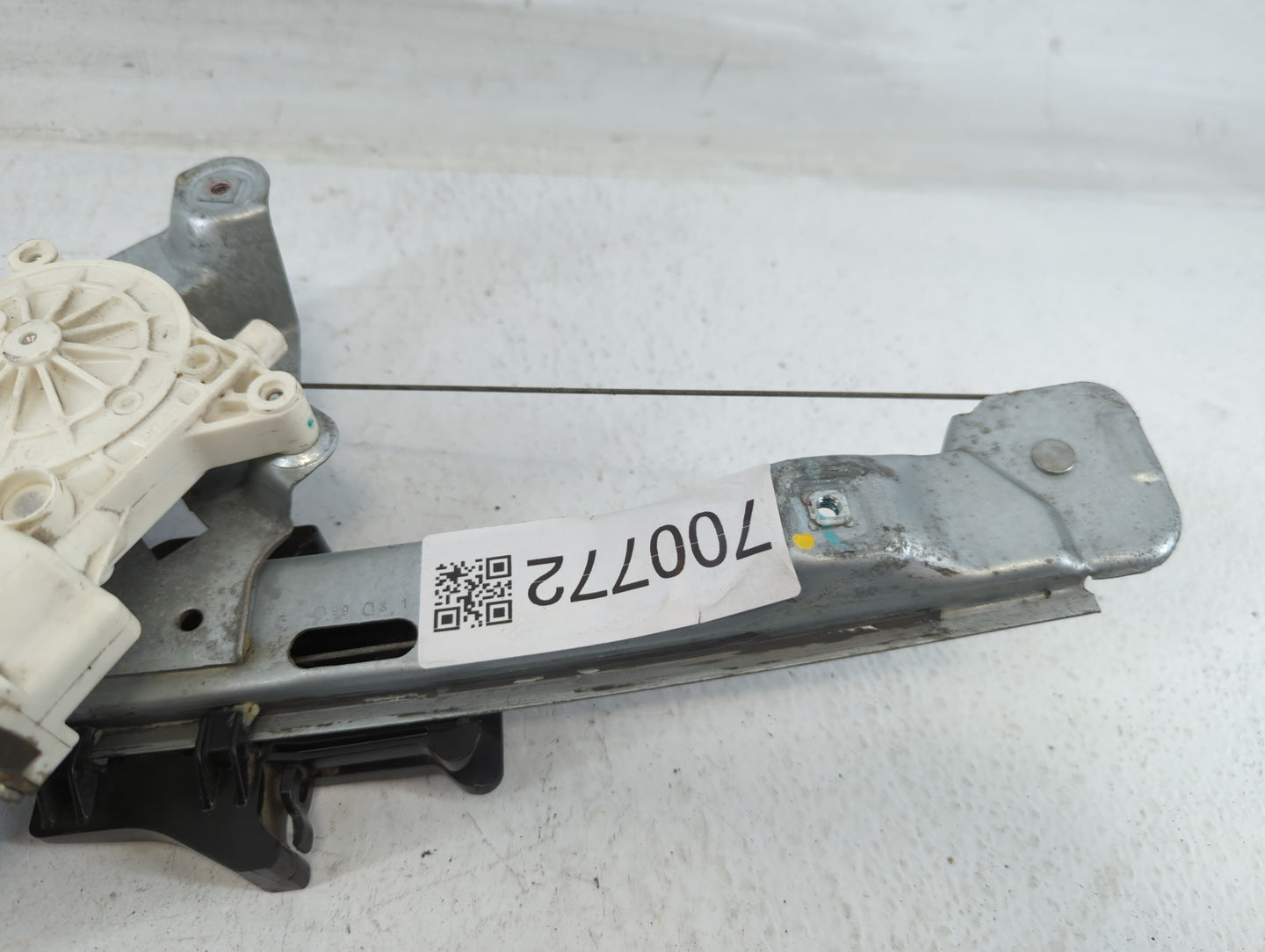 2008-2012 Chevrolet Malibu Driver Left Rear Window Regulator 700772 - Oemusedautoparts1.com