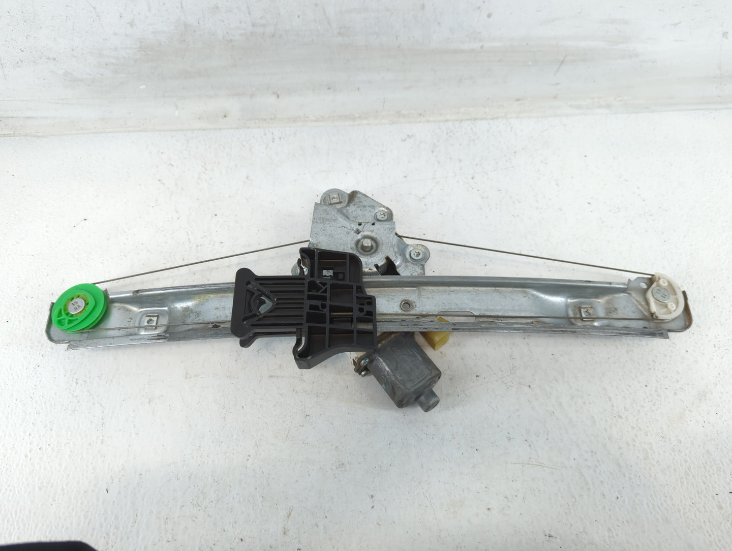 2008-2012 Chevrolet Malibu Driver Left Rear Window Regulator 700772 - Oemusedautoparts1.com