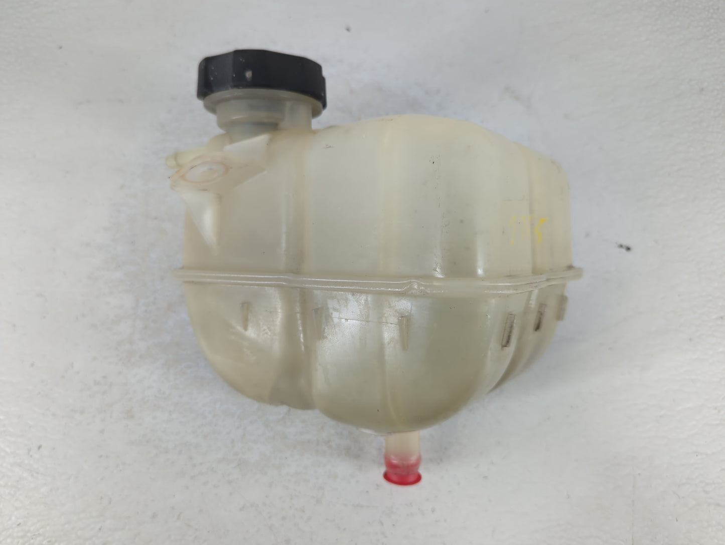 2007 Chevrolet Malibu Radiator Coolant Overflow Expansion Tank Bottle - Oemusedautoparts1.com