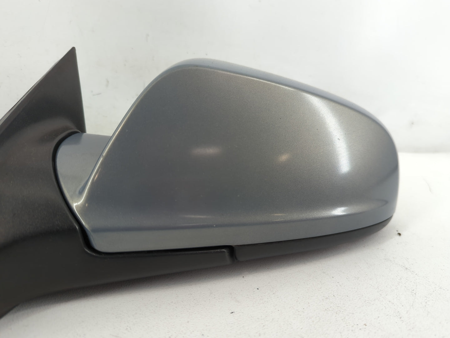 2008-2012 Chevrolet Malibu Driver Side View Mirror - Left Door Mirror OEM Used - Oemusedautoparts1.com