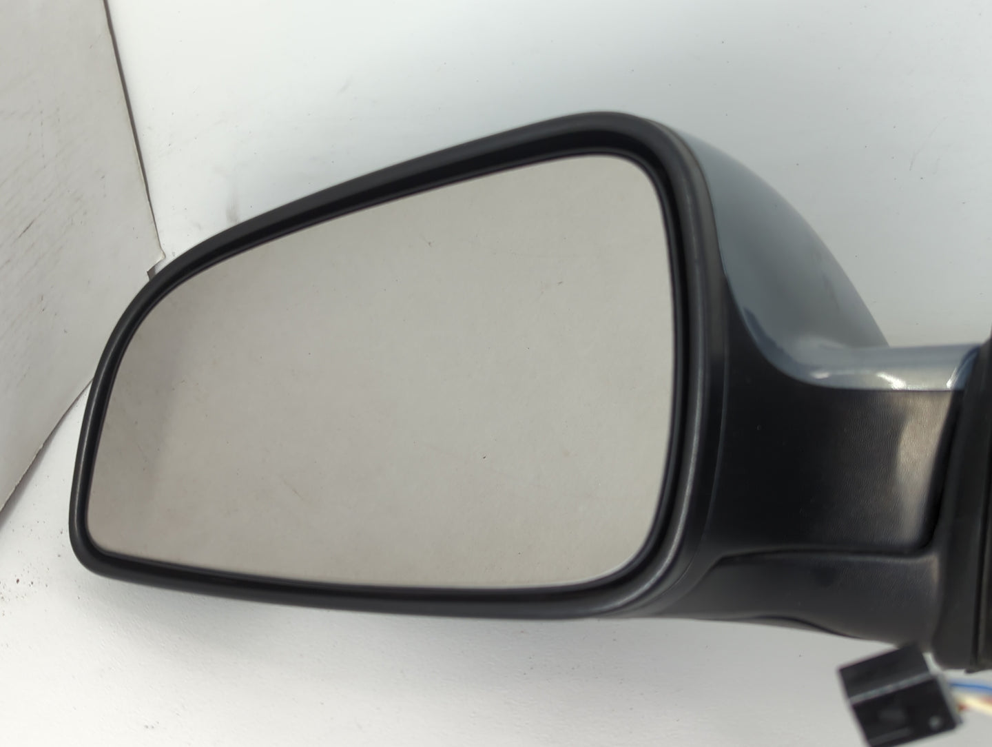 2008-2012 Chevrolet Malibu Driver Side View Mirror - Left Door Mirror OEM Used - Oemusedautoparts1.com