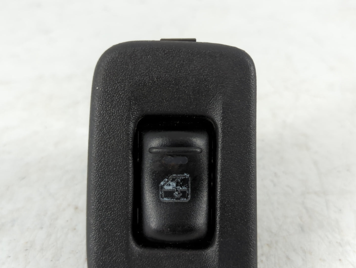 2008 Chevrolet Malibu Passenger Right Rear Power Window Switch 22610488 - Oemusedautoparts1.com