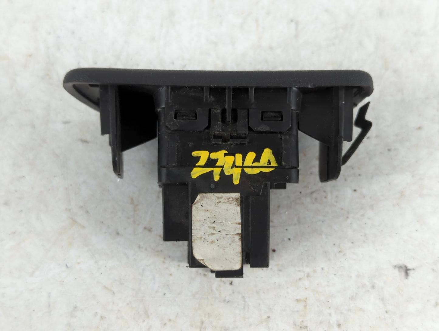 2008 Chevrolet Malibu Passenger Right Rear Power Window Switch 22610488 - Oemusedautoparts1.com