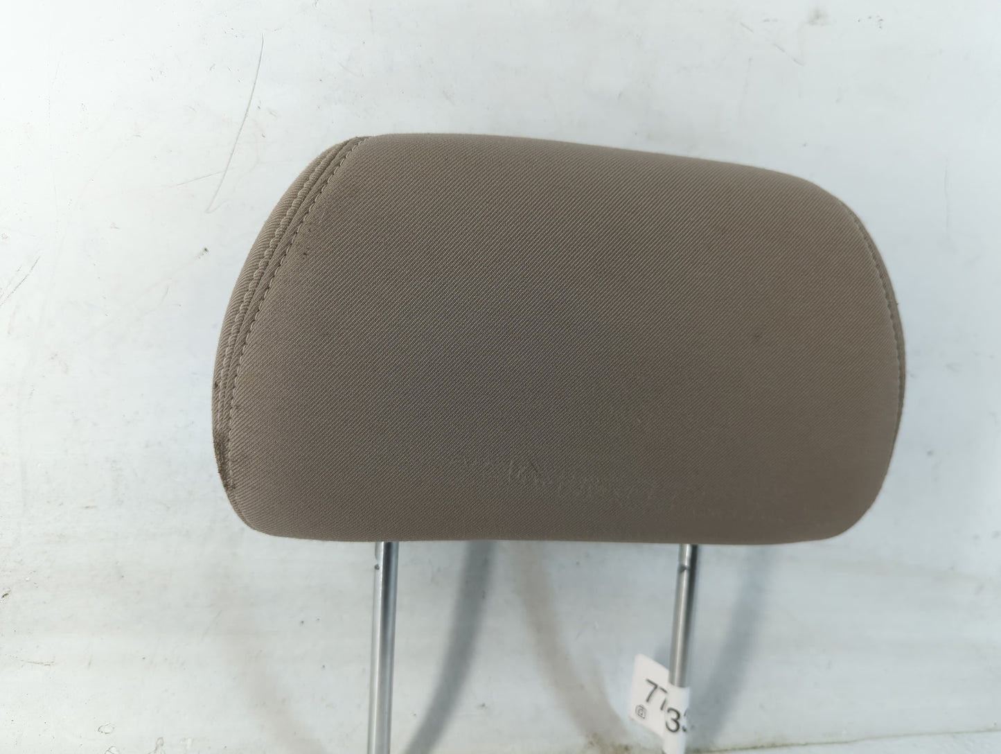 2008-2009 Chevrolet Malibu Headrest Head Rest Front Driver Passenger Seat Fits Fits 2008 2009 OEM Used Auto Parts - Oemuseda