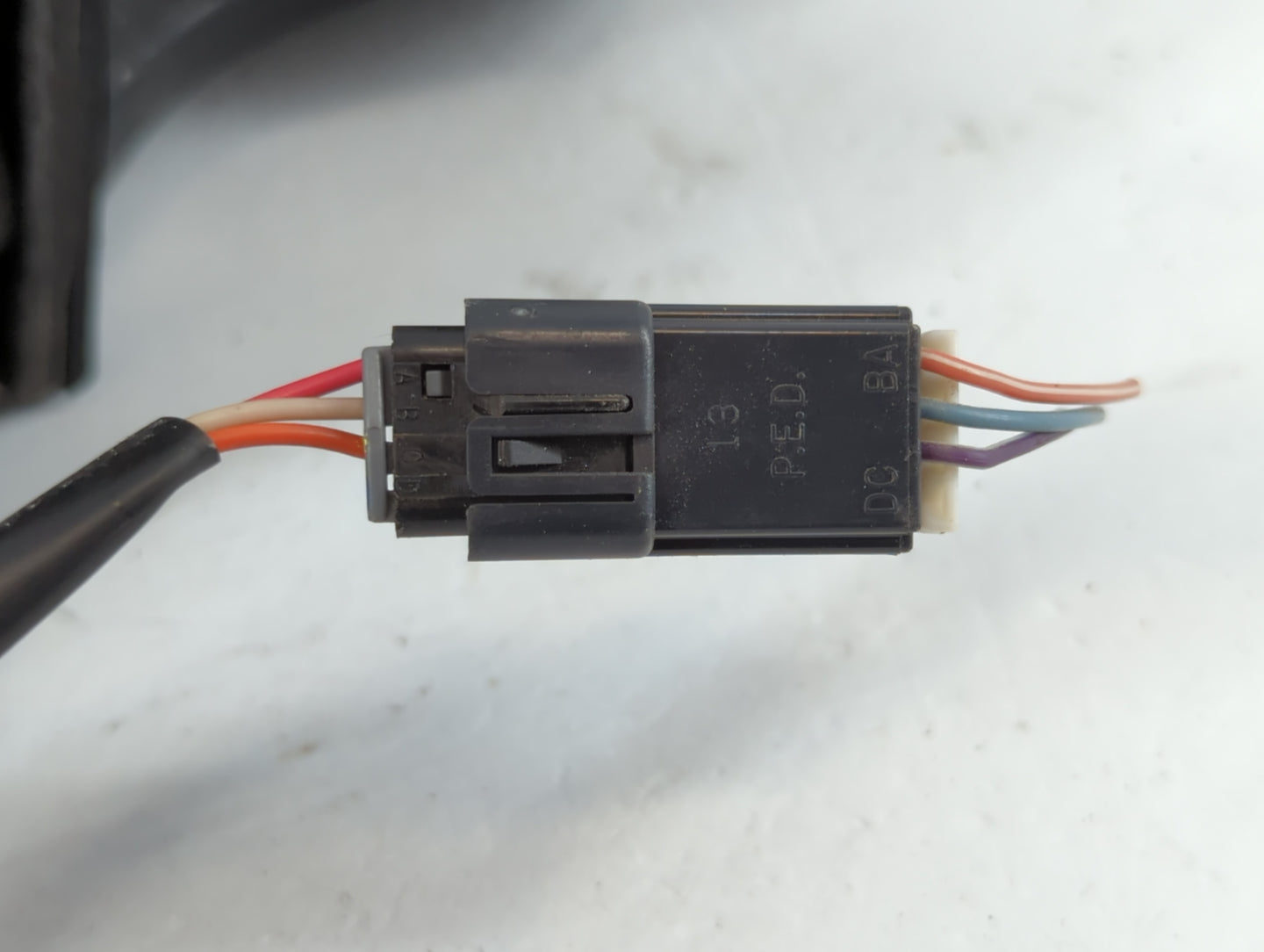 2004-2008 Chevrolet Malibu Passenger Side View Mirror - Right Door Mirror OEM Used - Oemusedautoparts1.com