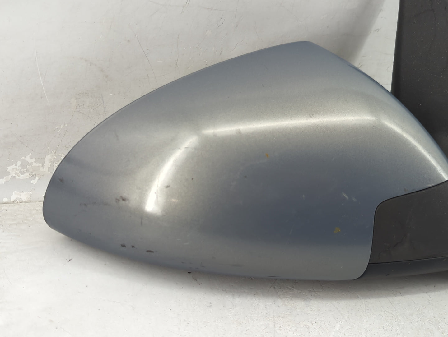 2008 Chevrolet Malibu Limited Passenger Side View Mirror - Right Door Mirror OEM Used - Oemusedautoparts1.com