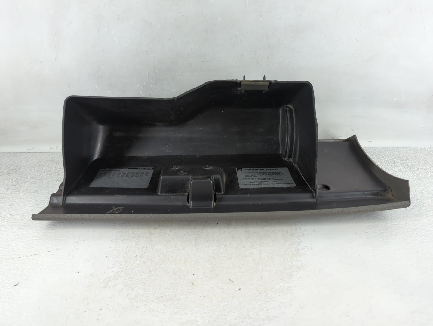 2008 Chevrolet Silverado Passenger Glove Box Door Storage Compartment - Oemusedautoparts1.com