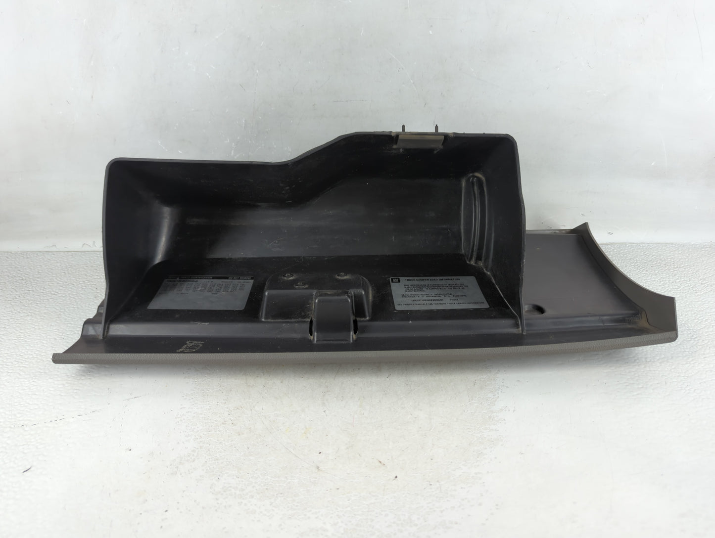 2008 Chevrolet Silverado Passenger Glove Box Door Storage Compartment - Oemusedautoparts1.com