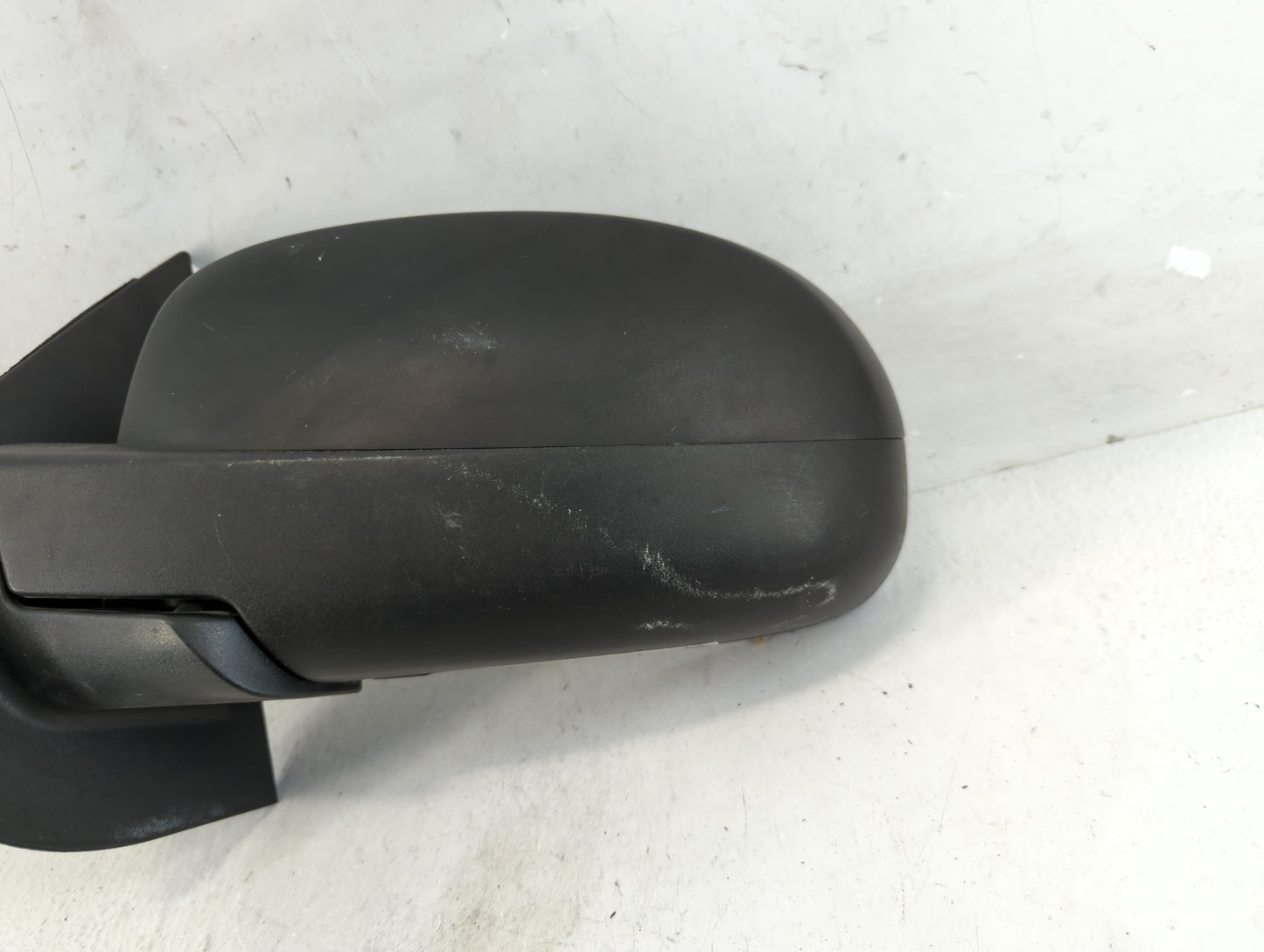 2007-2013 Chevrolet Silverado 1500 Driver Side View Mirror - Left Door Mirror OEM Used - Oemusedautoparts1.com