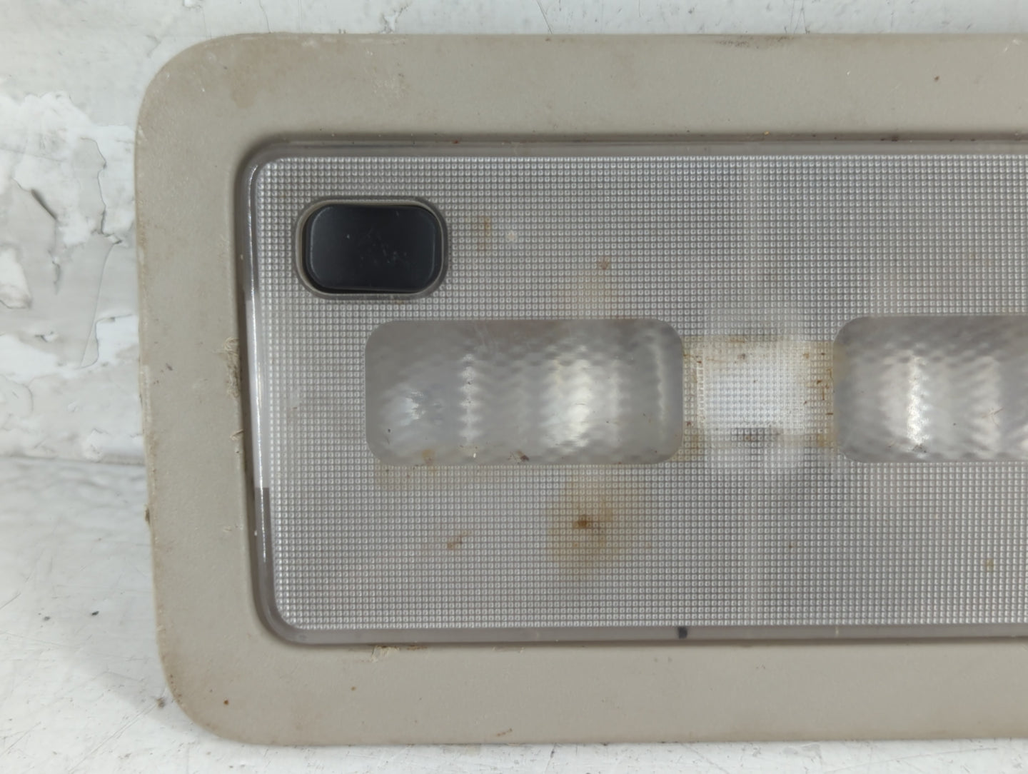 2008 Chevrolet Silverado 1500 DOME LIGHT - Oemusedautoparts1.com