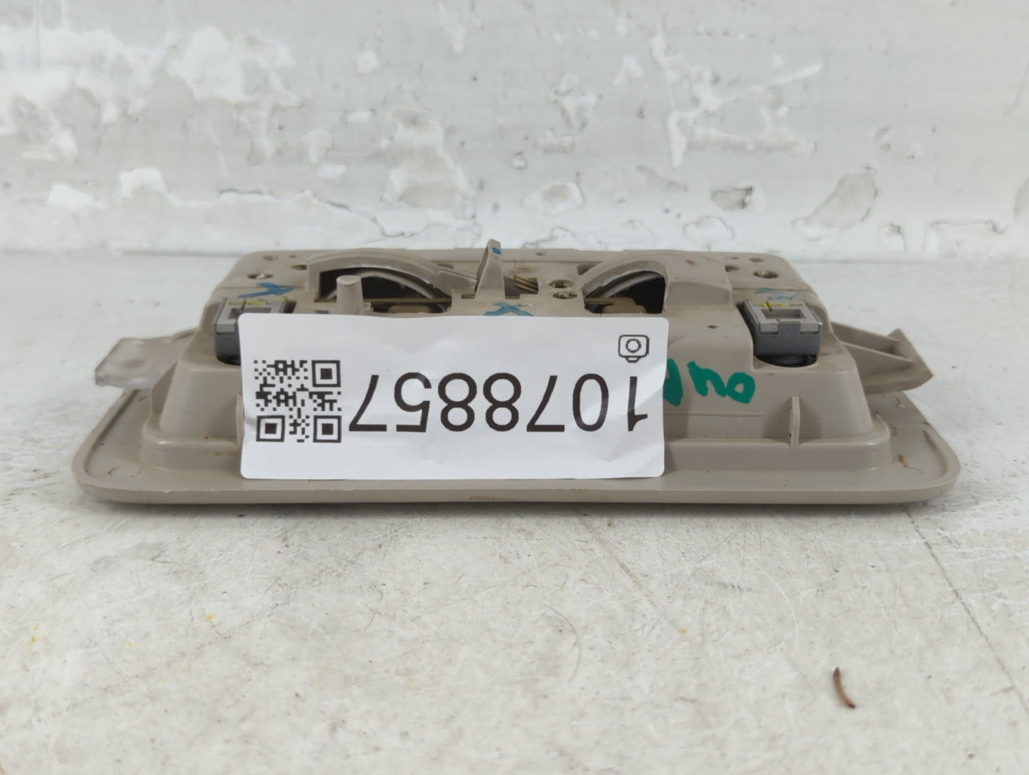 2008 Chevrolet Silverado 1500 DOME LIGHT - Oemusedautoparts1.com