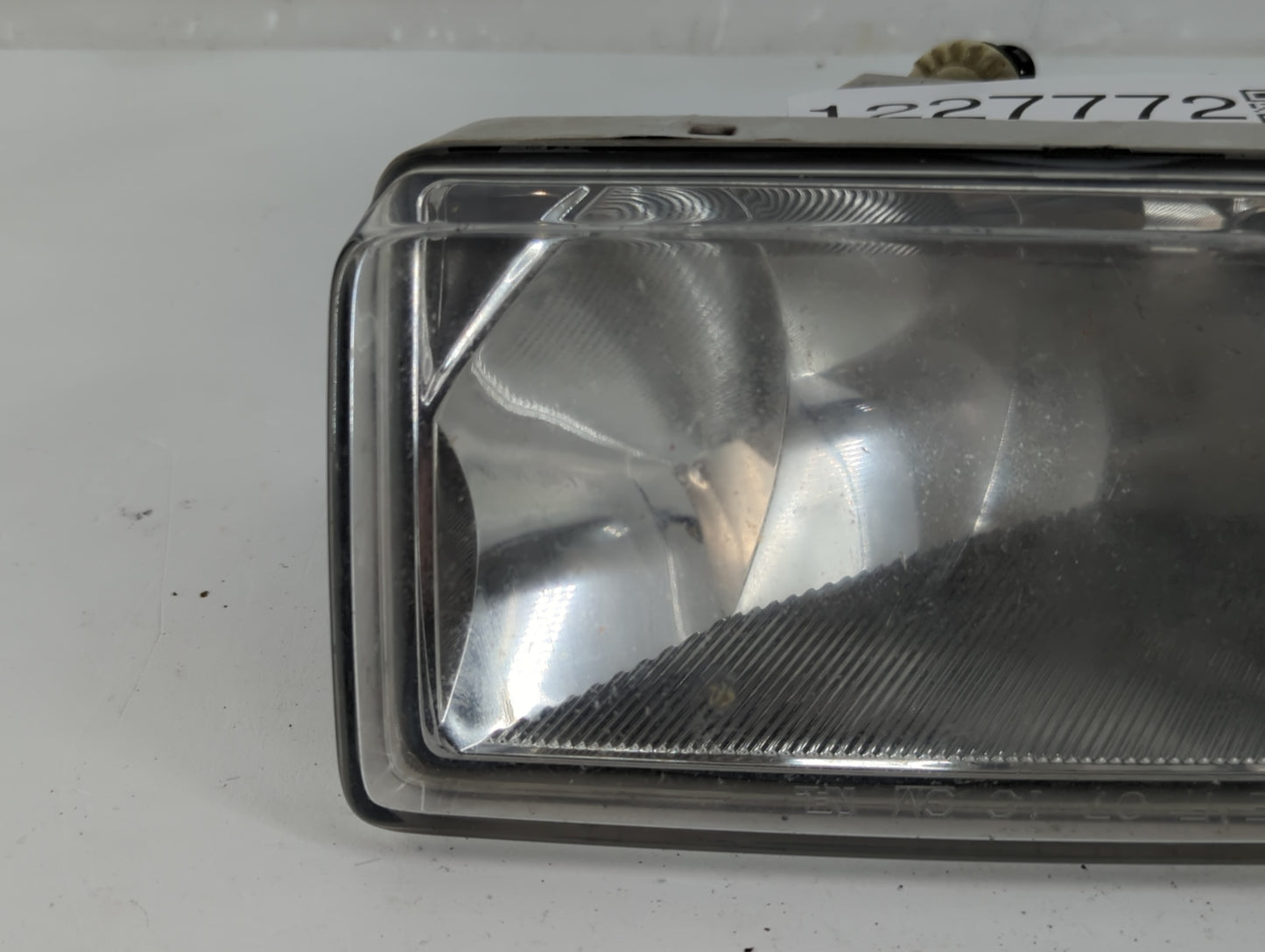 2007-2015 Chevrolet Silverado 1500 Passenger Right Oem Front Light Lamp - Oemusedautoparts1.com