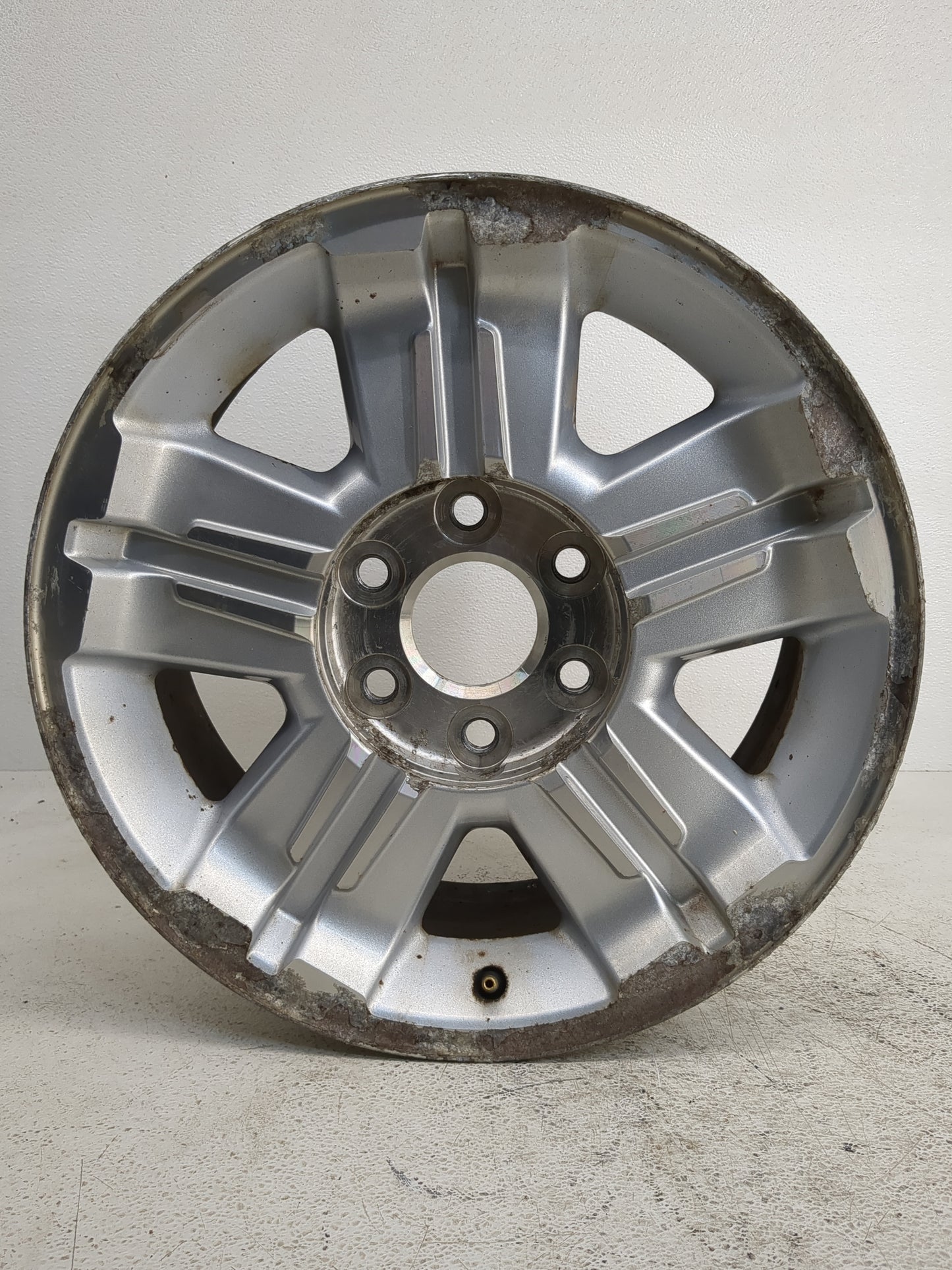 2008-2013 Chevrolet Silverado 1500 Oem Wheel Rim - Oemusedautoparts1.com