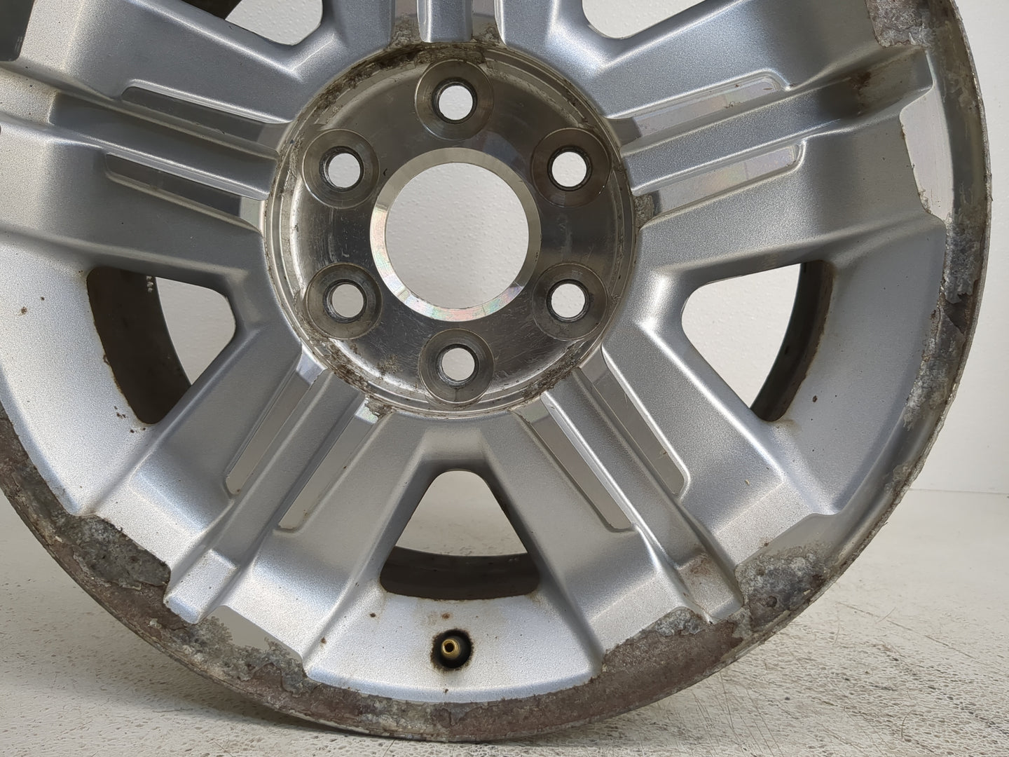 2008-2013 Chevrolet Silverado 1500 Oem Wheel Rim - Oemusedautoparts1.com